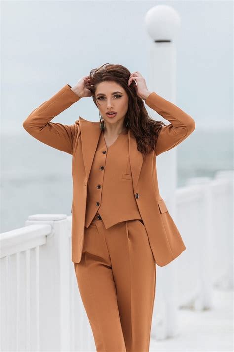 women's 3 piece pant suit.